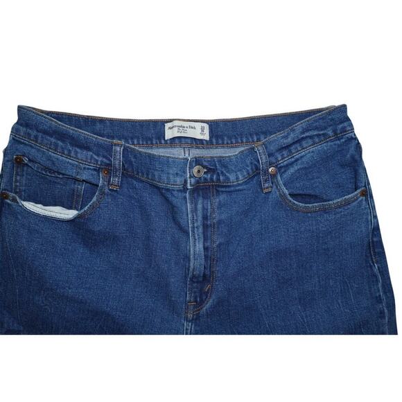 Abercrombie & Fitch "The Mom" High Rise Jeans – Size 33 /16 – Classic EUC - Picture 2 of 6